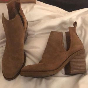 Steve Madden Sharini booties